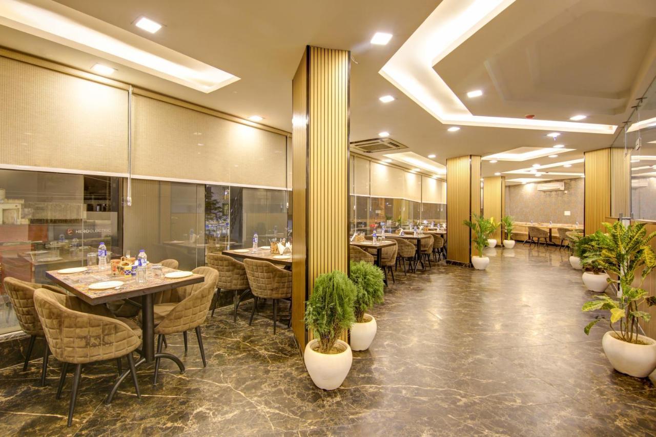 Hotel Park Tree Near Delhi Airport 新德里 外观 照片