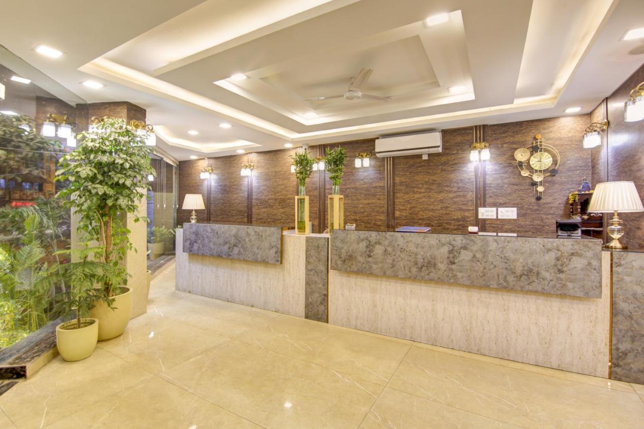 Hotel Park Tree Near Delhi Airport 新德里 外观 照片