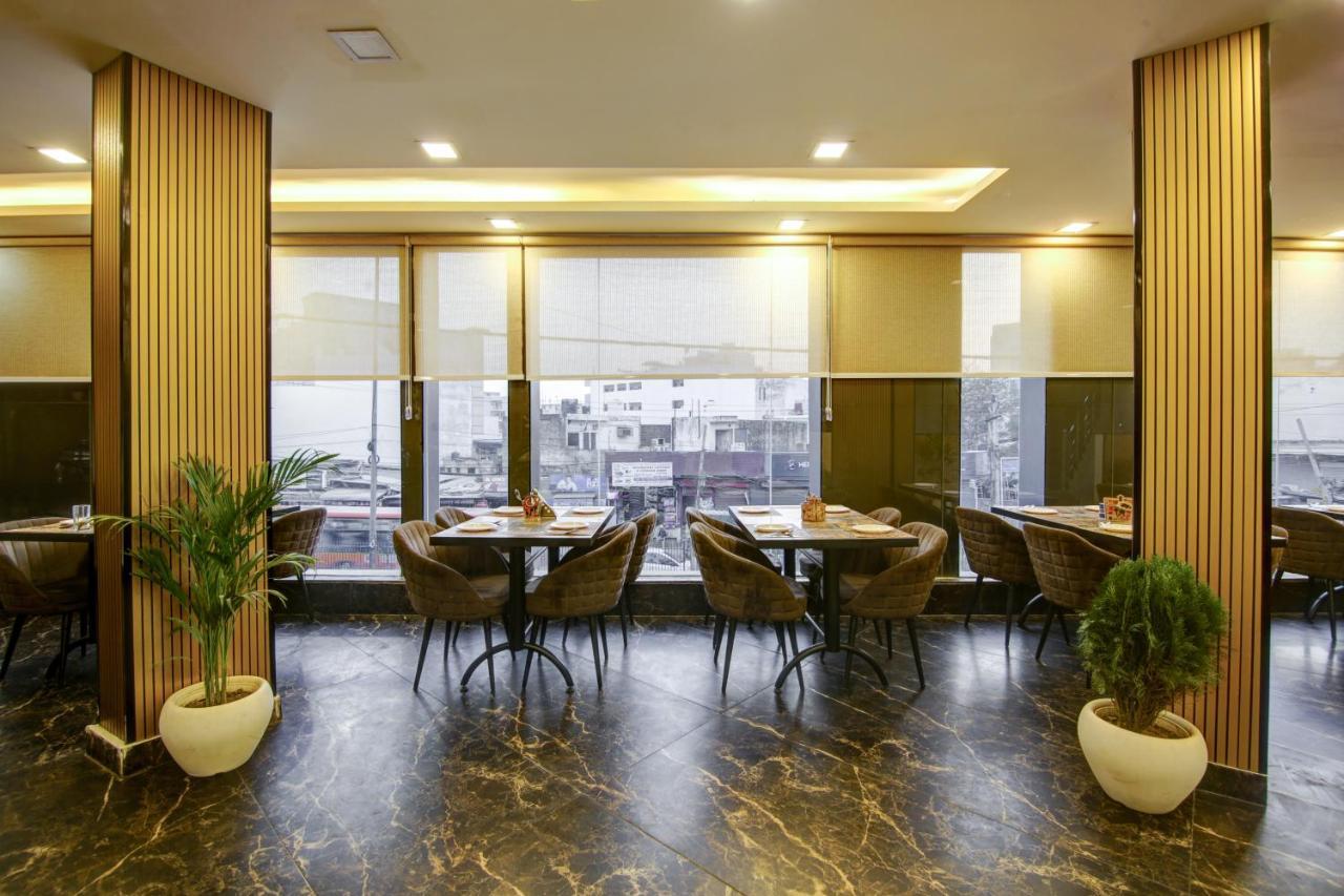 Hotel Park Tree Near Delhi Airport 新德里 外观 照片